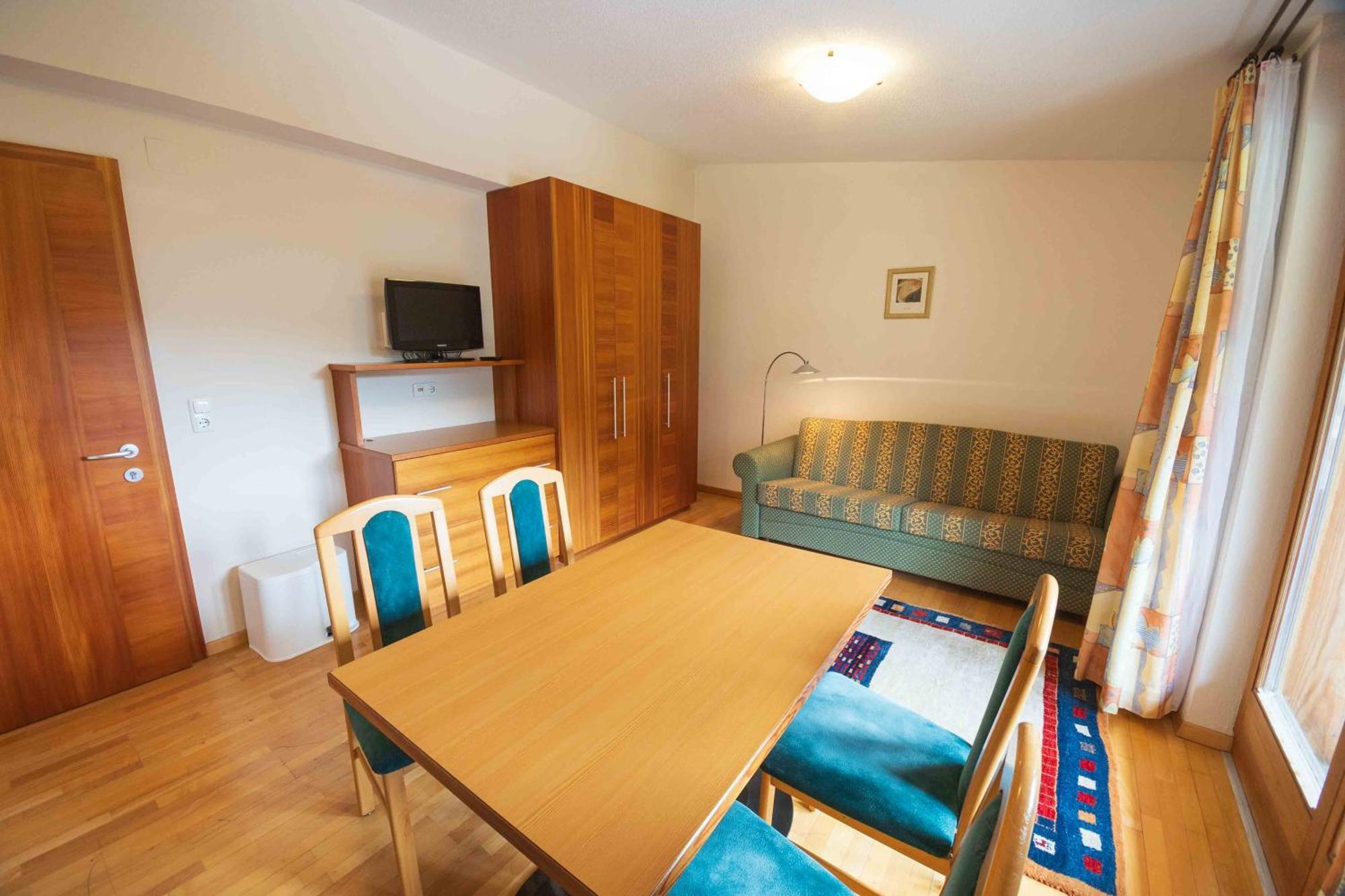 Tirolerhof Hotel Serfaus Room photo