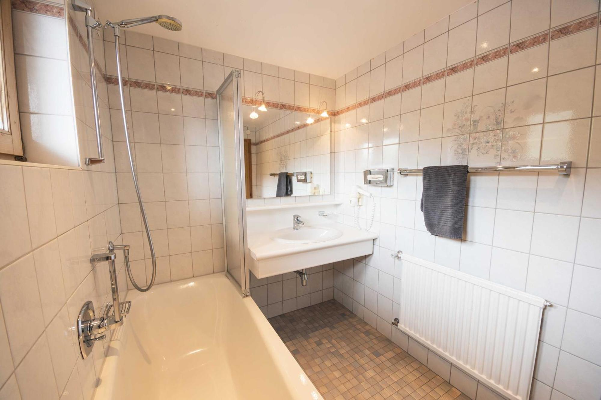 Tirolerhof Hotel Serfaus Room photo